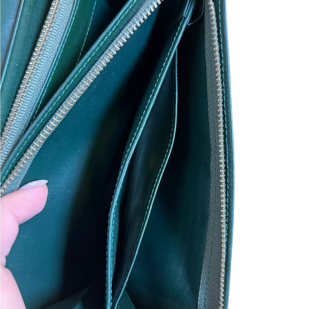 YSL Green Crocodile Snap Long Wallet - Picture 9 of 11